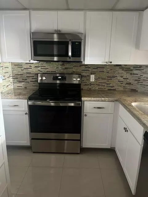 Highland Beach, FL 33487,3912 S Ocean BLVD 911