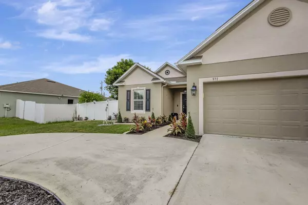 Port Saint Lucie, FL 34953