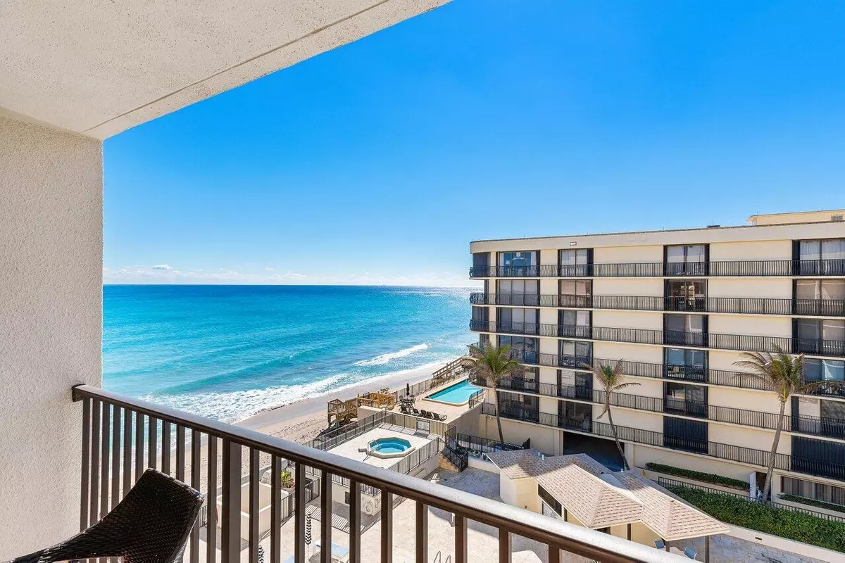 South Palm Beach, FL 33480,3610 S Ocean BLVD 502