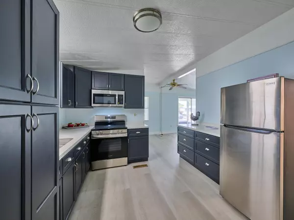 Hobe Sound, FL 33455,7129 SE Bluebird CIR