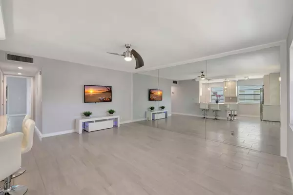 Delray Beach, FL 33484,164 Normandy D