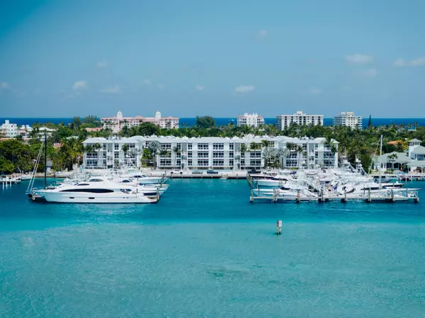 Palm Beach Shores, FL 33404,180 Lake DR 2201