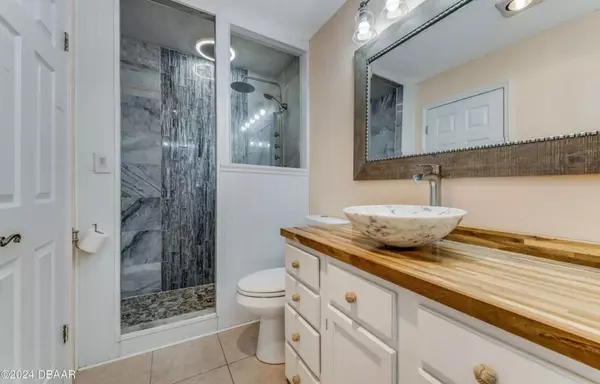 Daytona Beach, FL 32114,1116 St Augustine RD