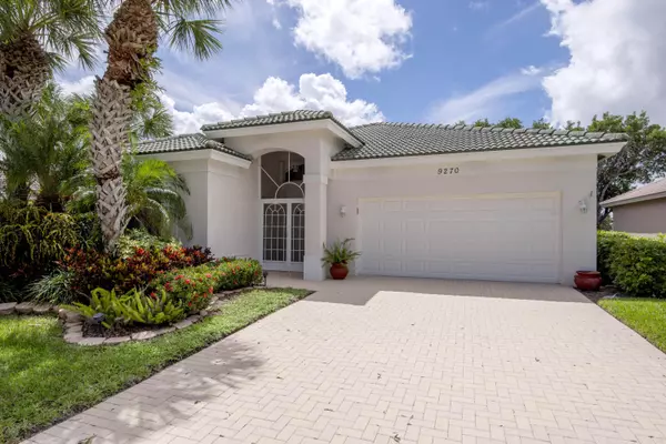 West Palm Beach, FL 33411,9270 Heron Cove DR