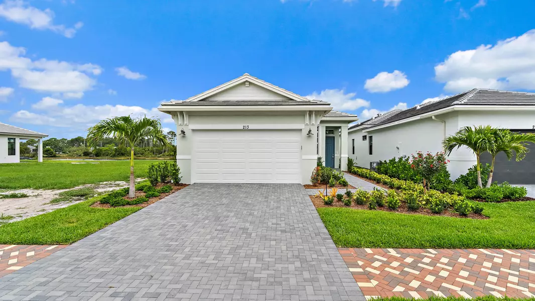 213 SE Via Sangro, Port Saint Lucie, FL 34952