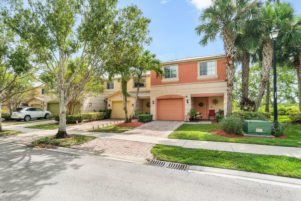 Stuart, FL 34997,5349 SE Jennings LN