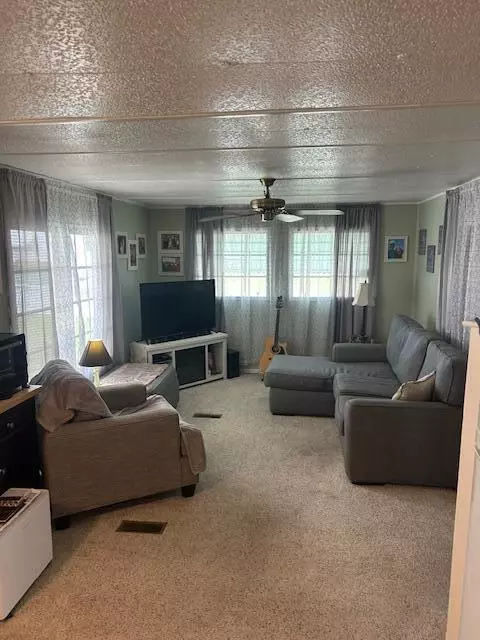 Stuart, FL 34994,143 SE Easy ST