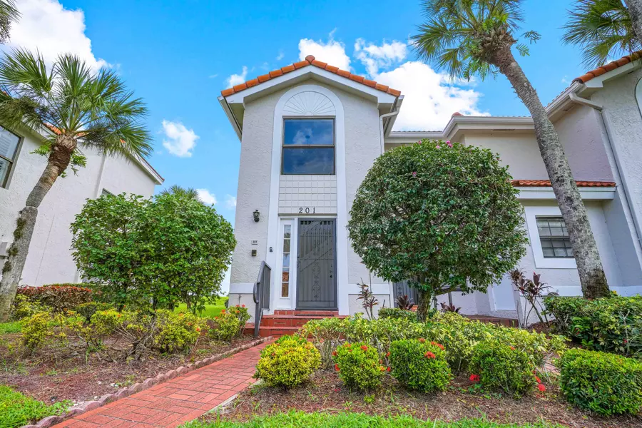 10910 Lakemore LN 201, Boca Raton, FL 33498