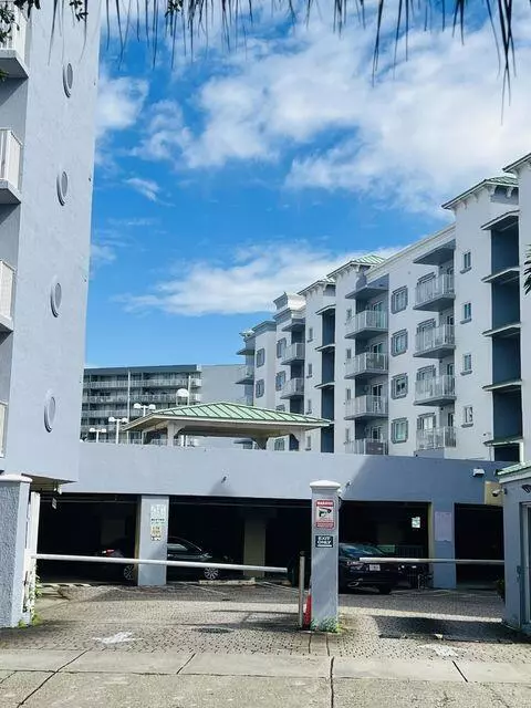 Miami, FL 33125,2475 NW 16th St RD 311