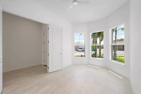 Palm Beach Gardens, FL 33412,10724 Northbrook CIR