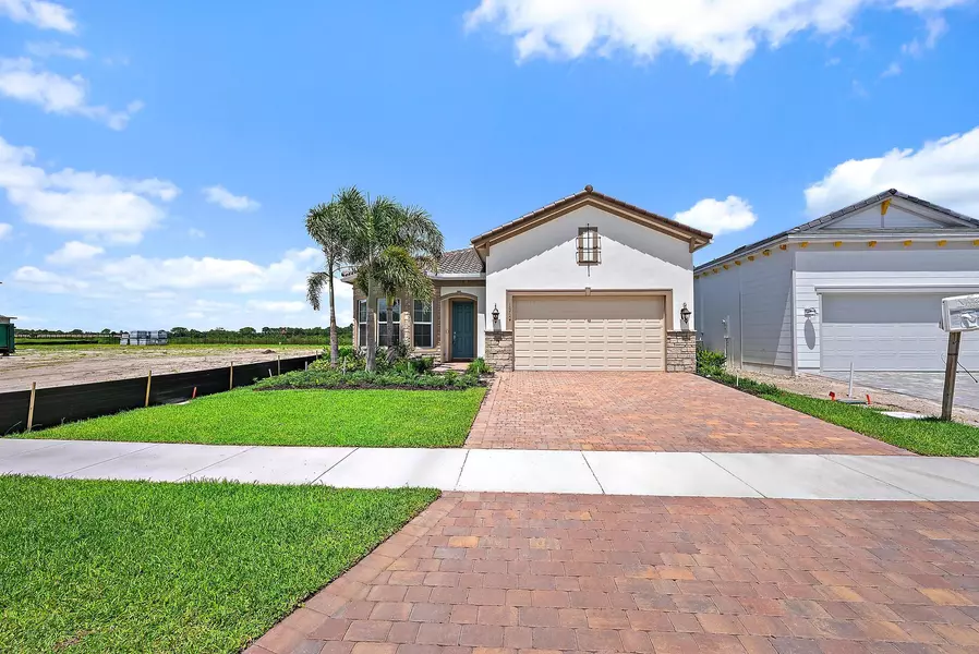 10724 Northbrook CIR, Palm Beach Gardens, FL 33412