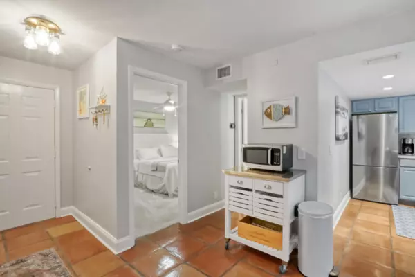 Jupiter, FL 33477,1605 S Us Highway 1 M2-213