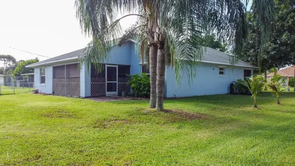 Port Saint Lucie, FL 34983,359 SW Duxbury AVE
