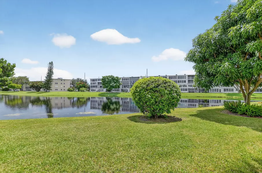 1018 Harwood C, Deerfield Beach, FL 33442