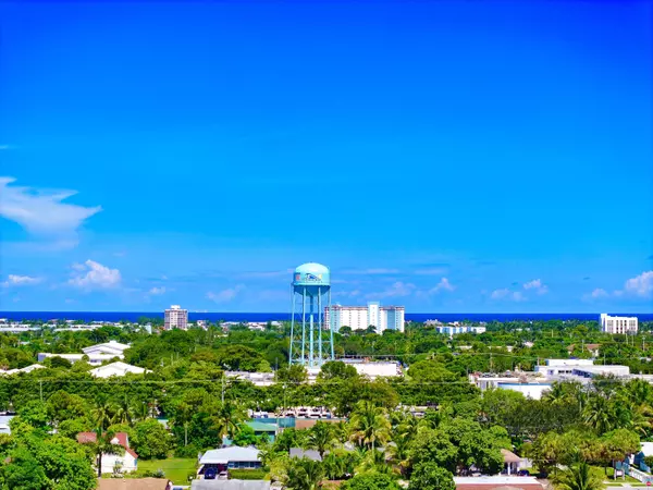 Delray Beach, FL 33444,512 SW 6th AVE
