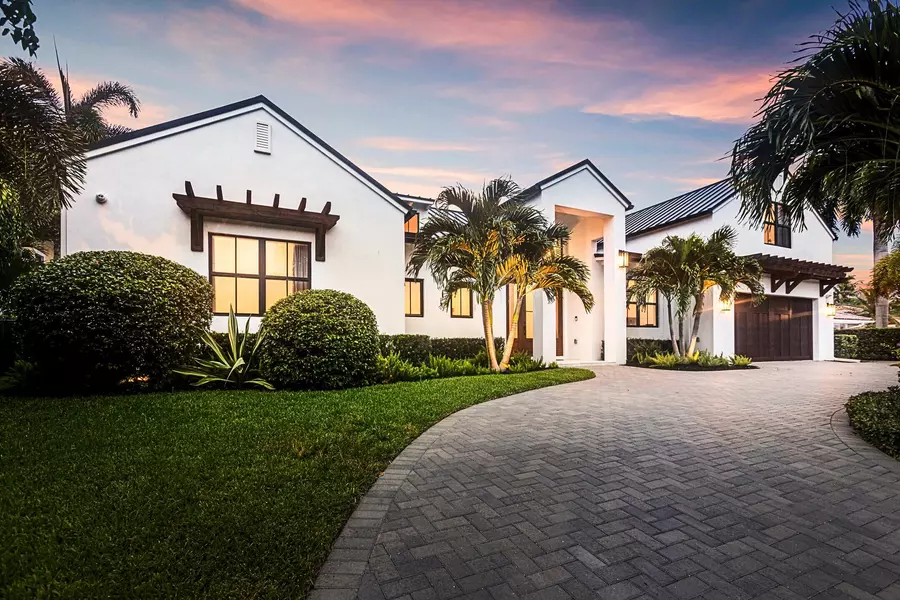 1110 Fairview LN, Riviera Beach, FL 33404