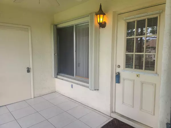 Greenacres, FL 33463,317 Knotty Pine CIR A-2