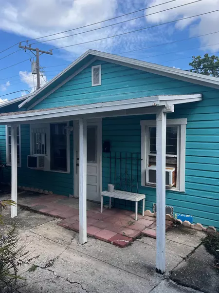 415 41st ST Cottage, West Palm Beach, FL 33407