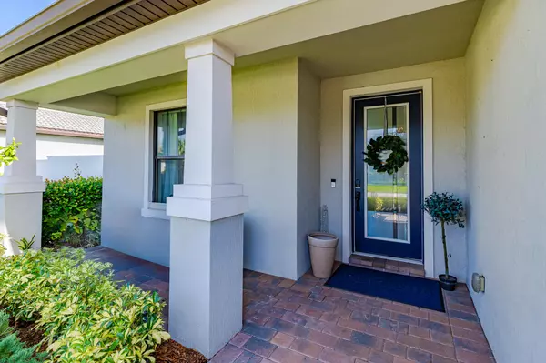 Port Saint Lucie, FL 34984,719 SE Boboli WAY