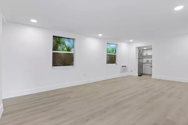 Delray Beach, FL 33444,107 SW 4th AVE