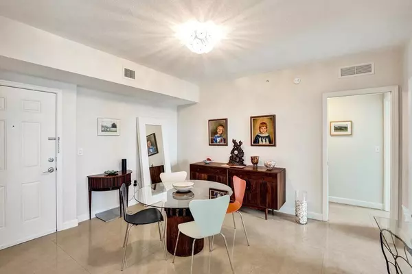 Boynton Beach, FL 33435,625 Casa Loma BLVD 1408