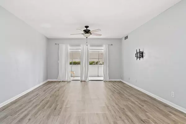 Royal Palm Beach, FL 33411,12001 Poinciana BLVD 102