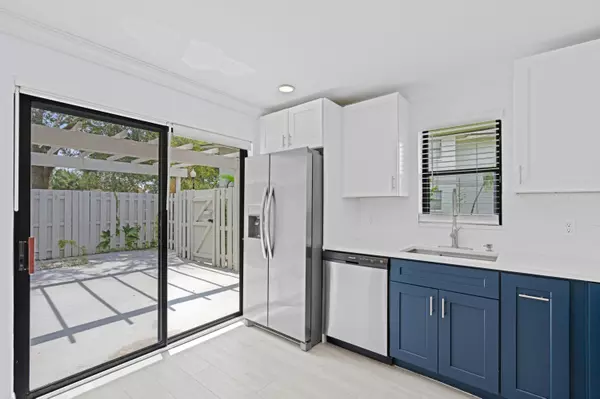 Delray Beach, FL 33445,3132 SW 20th TER 12c