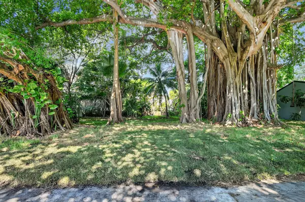523 S M 1 ST 1, Lake Worth, FL 33460