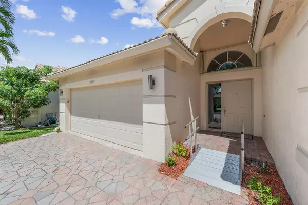 Boynton Beach, FL 33437,5849 Royal Isles BLVD