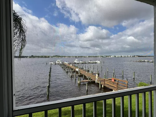 Stuart, FL 34994,1868 SW Palm City RD 202