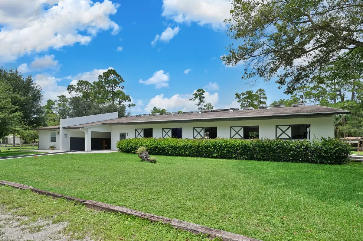 Loxahatchee Groves, FL 33470,13899 E Citrus DR
