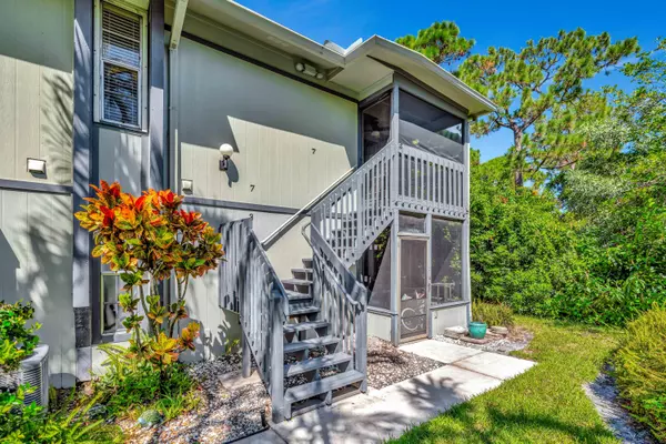 8356 SE Croft CIR 7, Hobe Sound, FL 33455
