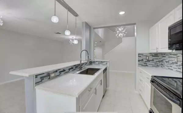 Boca Raton, FL 33486,5286 Sapphire Valley