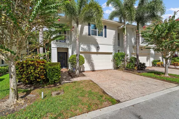 Palm Beach Gardens, FL 33418,4033 Kingston LN