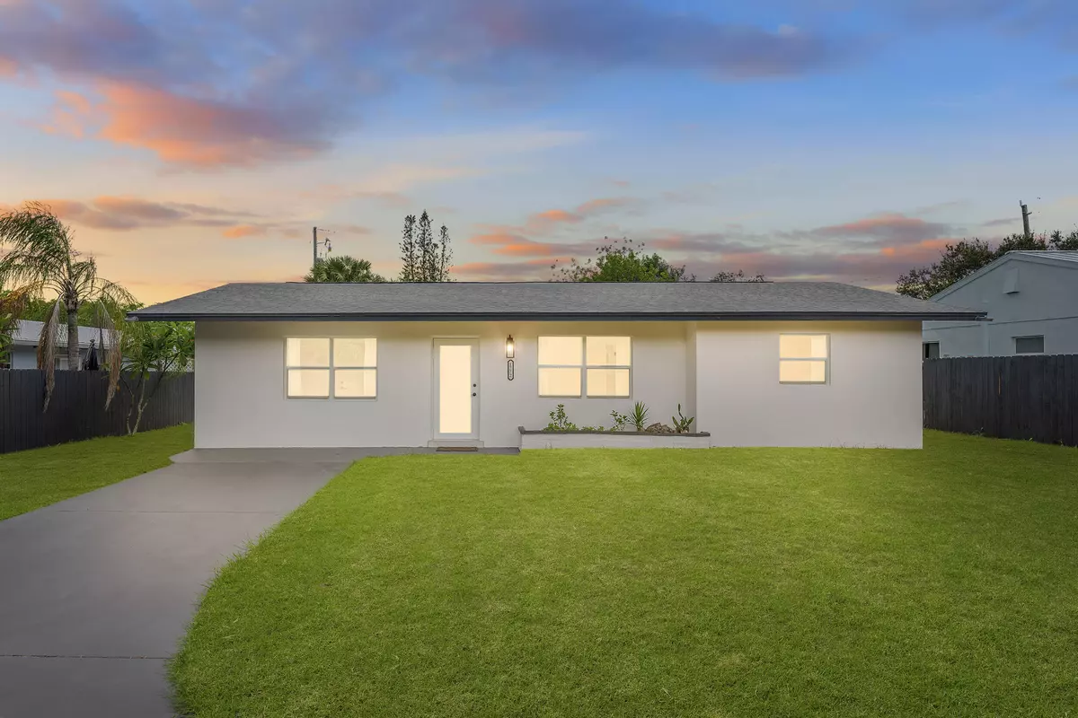 Jensen Beach, FL 34957,1772 NE 23rd DR