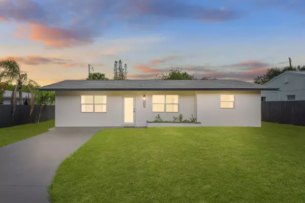 1772 NE 23rd DR, Jensen Beach, FL 34957