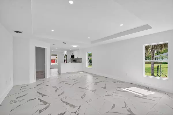 West Palm Beach, FL 33417,4901 Alberta AVE