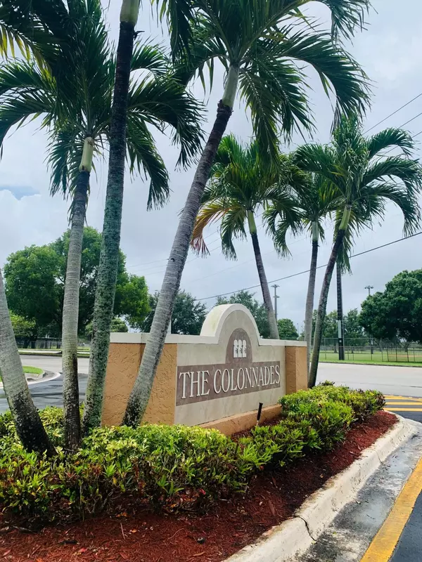 Plantation, FL 33324,832 NW 92nd AVE