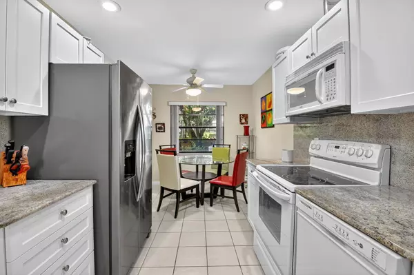 Boynton Beach, FL 33436,7 Southport LN E