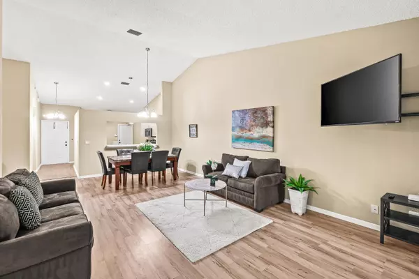 Boynton Beach, FL 33437,9928 Pavarotti Ter 102 TER 102