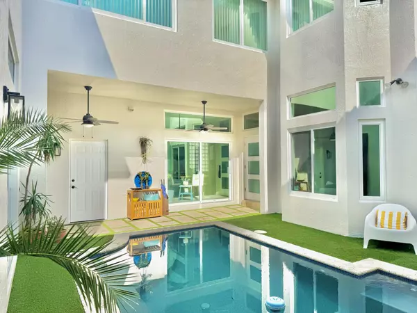 1087 Satinleaf ST, Hollywood, FL 33019