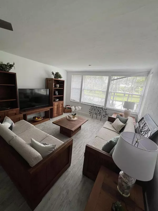 Royal Palm Beach, FL 33411,1408 Palm Beach Trace DR