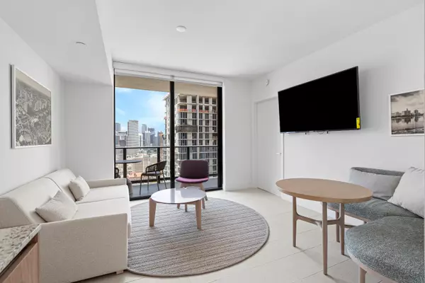 Miami, FL 33132,601 NE 1st AVE 4407