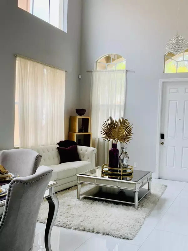 West Palm Beach, FL 33413,532 Gazetta WAY