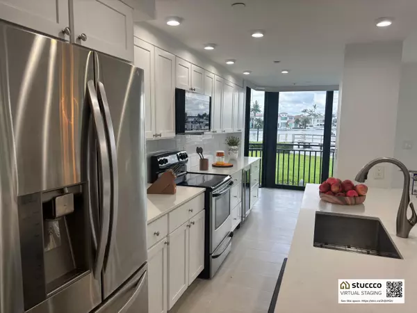 Highland Beach, FL 33487,3912 S Ocean BLVD 114