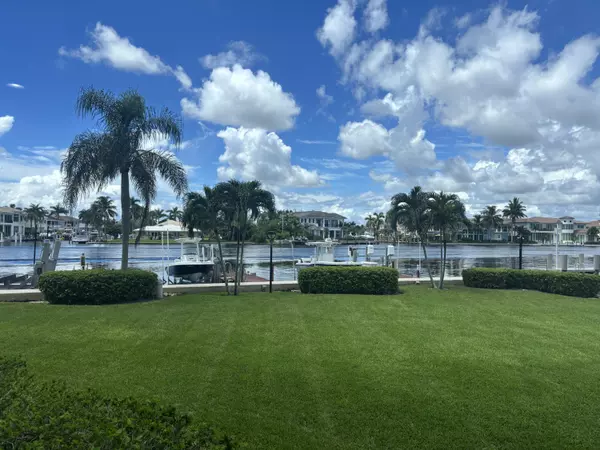 Highland Beach, FL 33487,3912 S Ocean BLVD 114