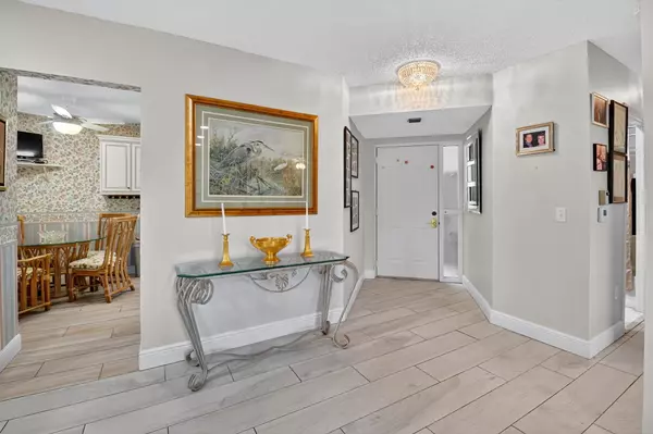 Boynton Beach, FL 33437,5217 Brisata CIR D