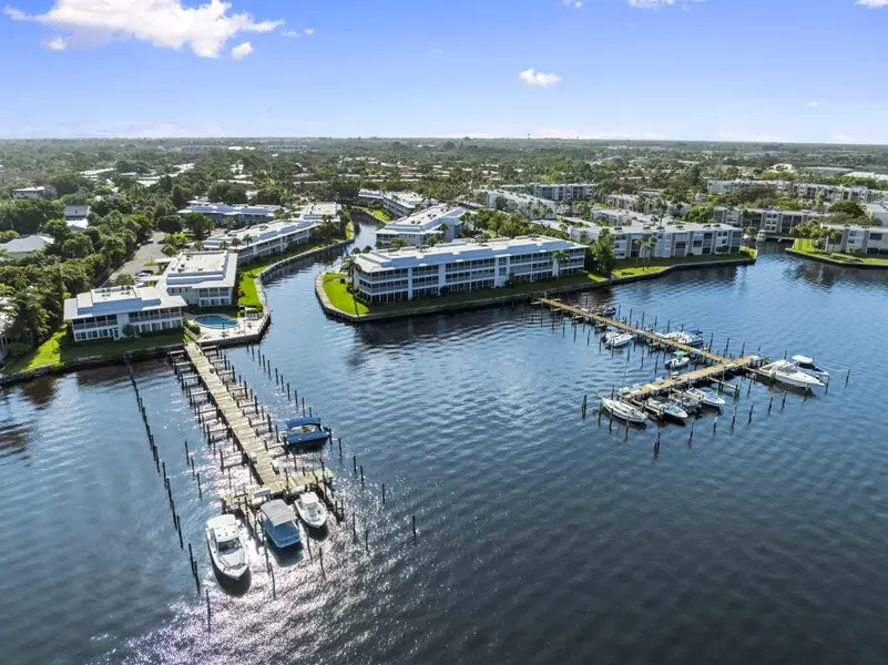 1862 SW Palm City RD 206, Stuart, FL 34994