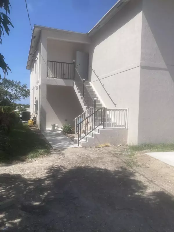 West Palm Beach, FL 33401,716 L A Kirksey ST
