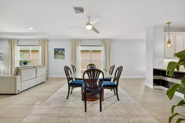 Port Saint Lucie, FL 34987,9624 SW Royal Poinciana DR